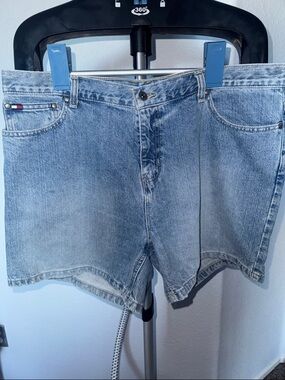 Tommy Hilfiger Faded Light Blue Denim Boyfriend Shorts